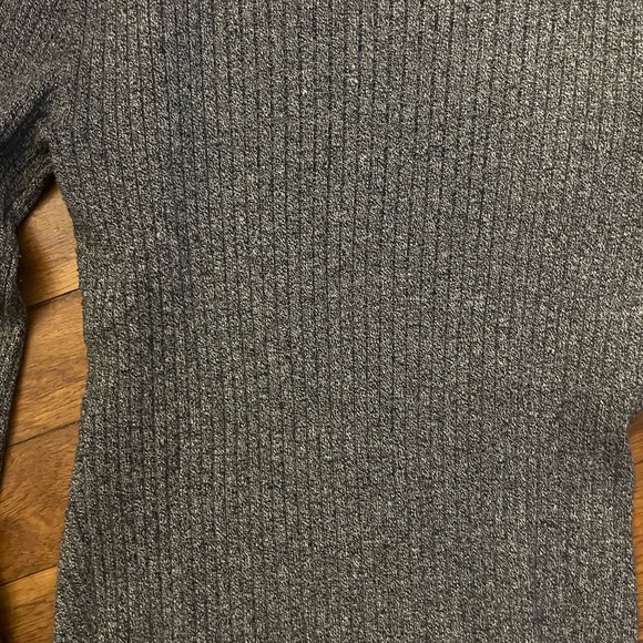 H & M sweater shirt - Picture 4 of 4